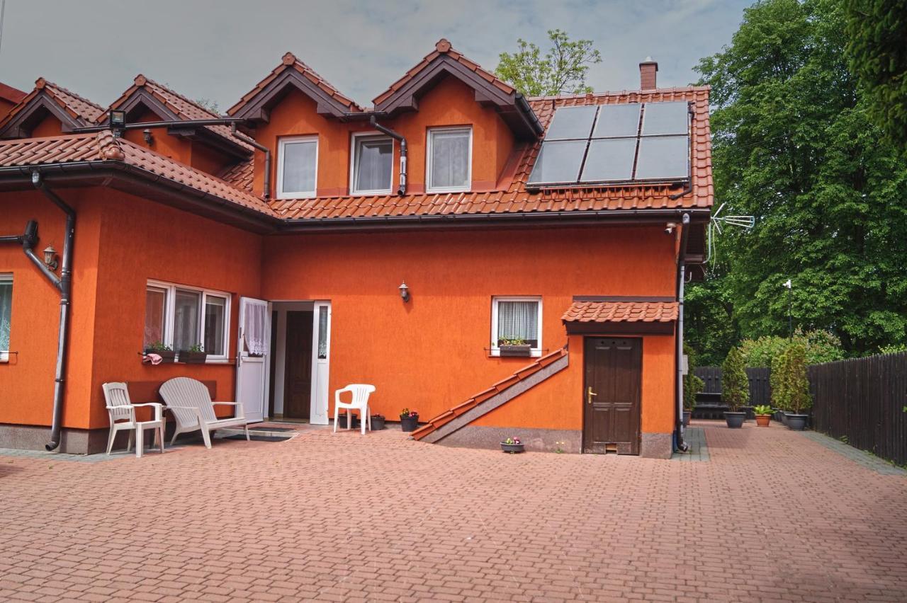 Mikołajki E&M B&B 외부 사진